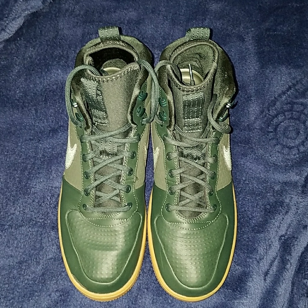 Nike high tops